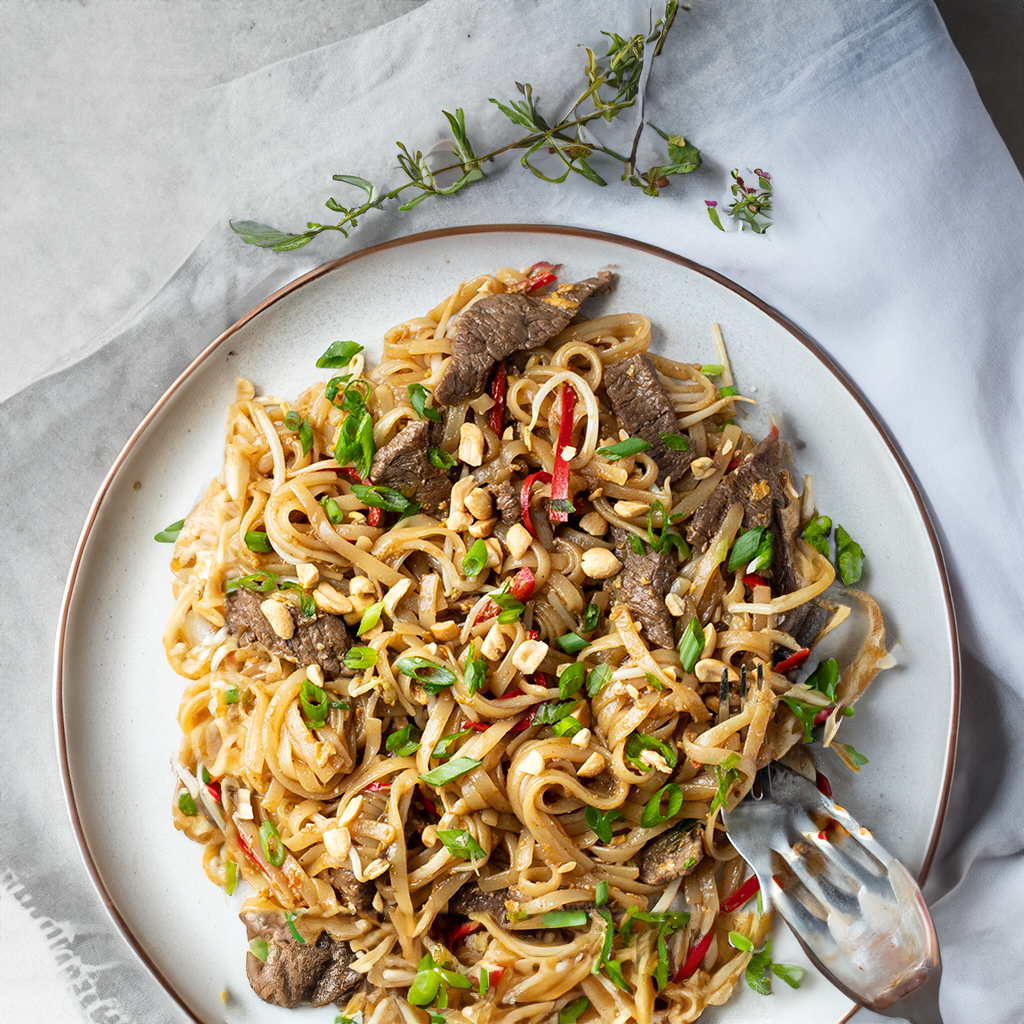 Pad Thai Beef - Satisfy Your Taste Buds with A Burst of Flavor!