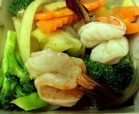 Shrimp and broccoli